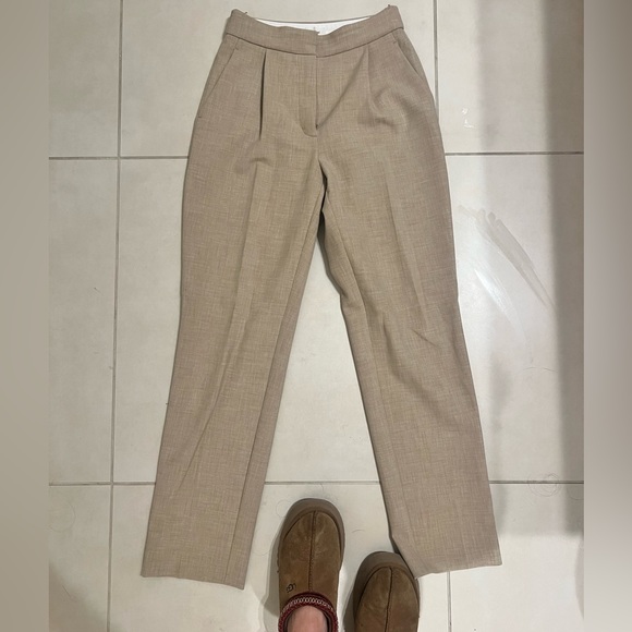 Aritzia - Ibiza Pant - Heather Oat Beige - Size 2 - SOLD OUT - Picture 6 of 8